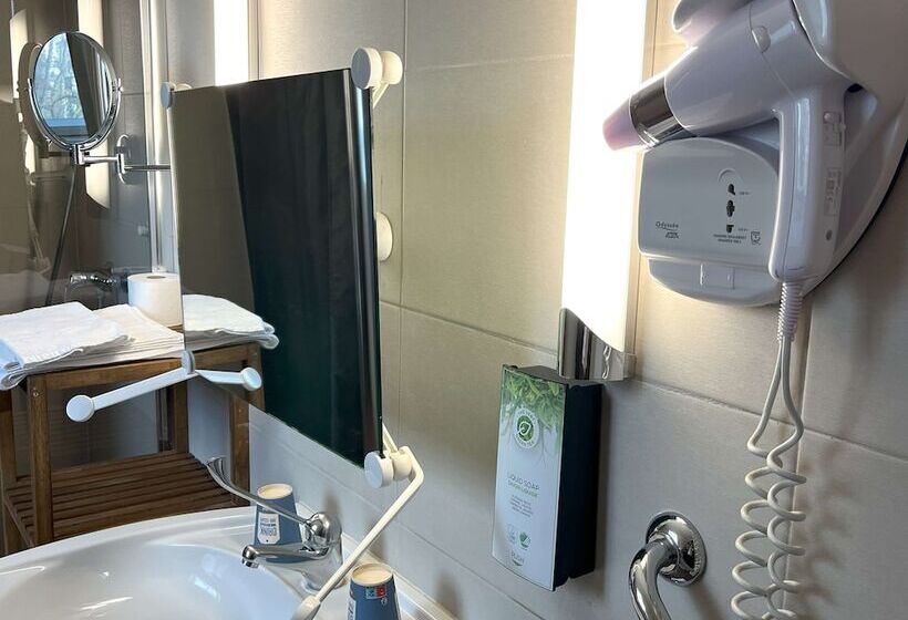 酒店 Kyriad Argenteuil