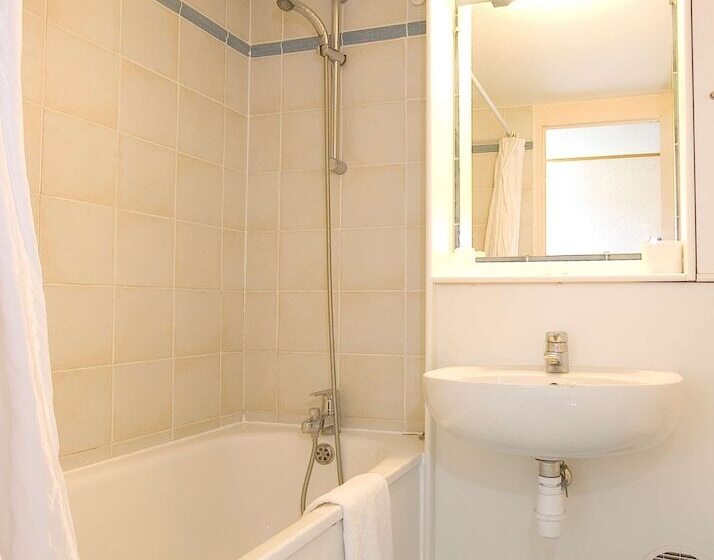 בית מלון כפרי Kyriad Blois Sud