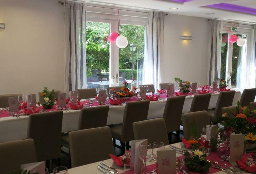 Brit Hotel La Ferte Bernard