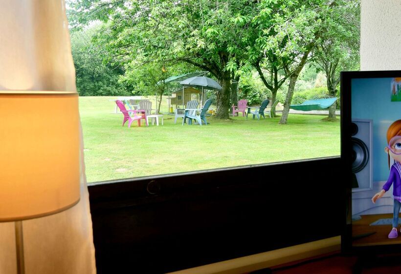 هتل Kyriad Lannionperros Guirec