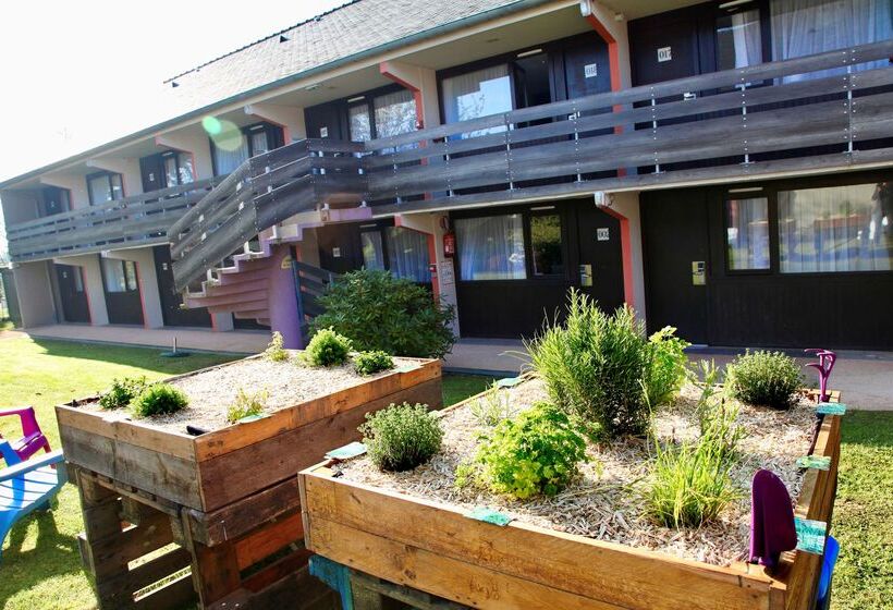 هتل Kyriad Lannionperros Guirec