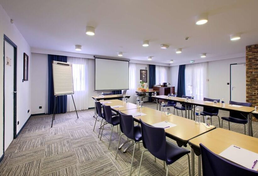 호텔 Kyriad Libourne Saint Emilion