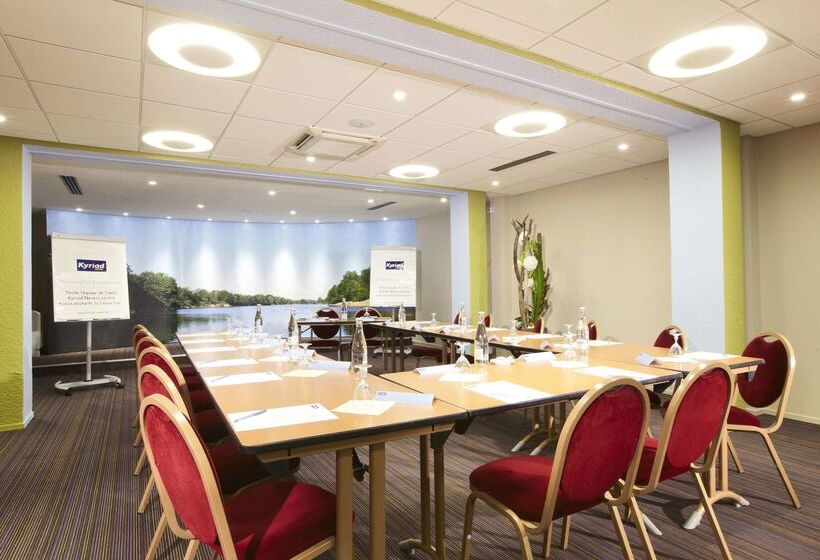 Kyriad Hotel Nevers Centre