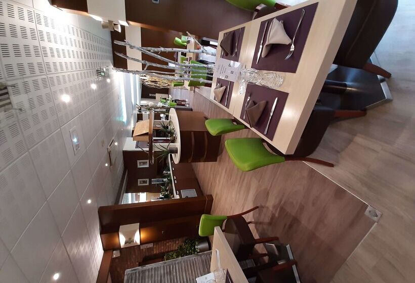 Kyriad Hotel Nevers Centre