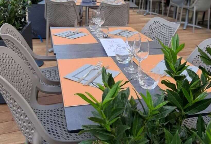 Kyriad Hotel Nevers Centre