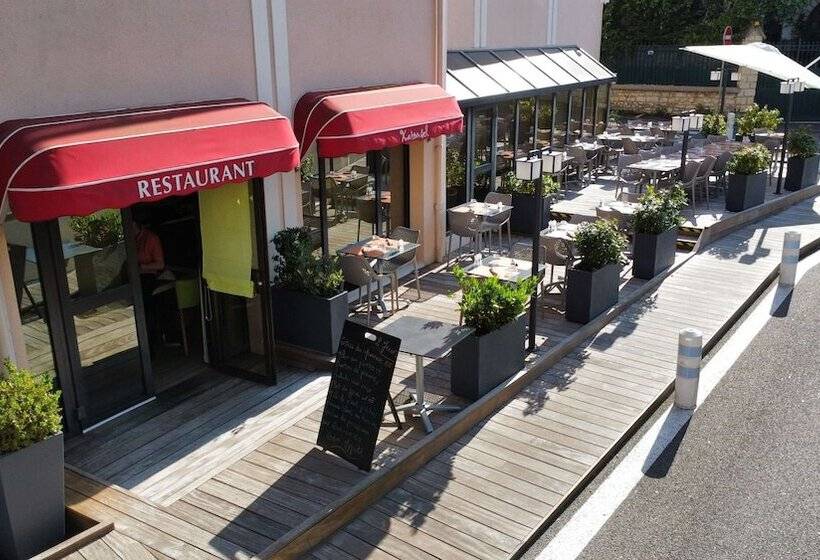 Kyriad Hotel Nevers Centre