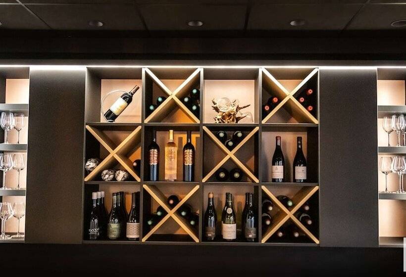 Kyriad Hotel Nevers Centre