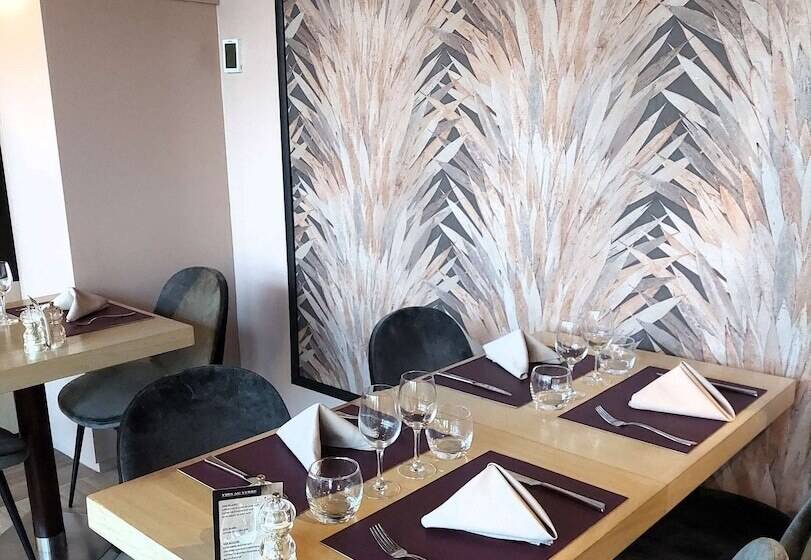 Kyriad Hotel Nevers Centre