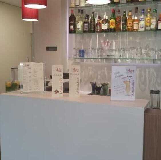 Отель L Amandier