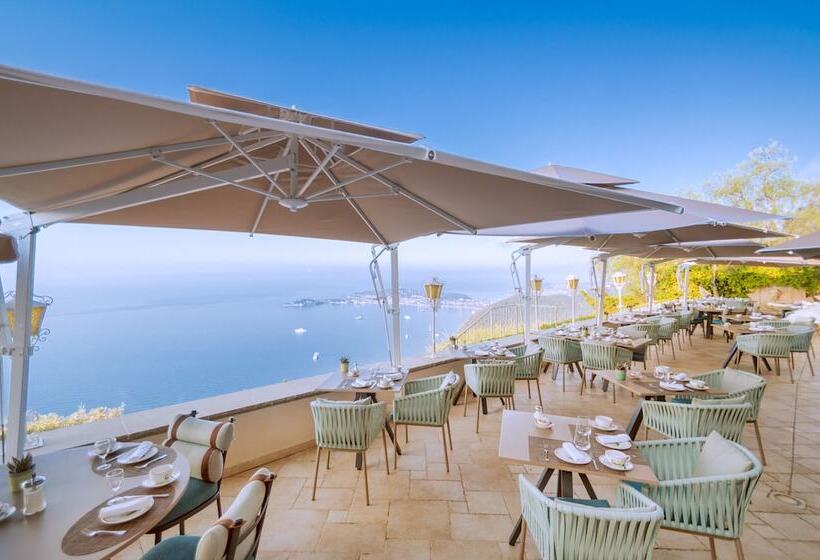 בית מלון כפרי La Chevre D Or