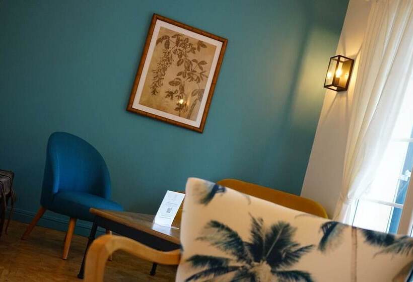 Logis Hotel Le Blason De Provence