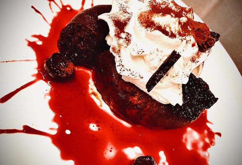 Logis Hotel Le Blason De Provence