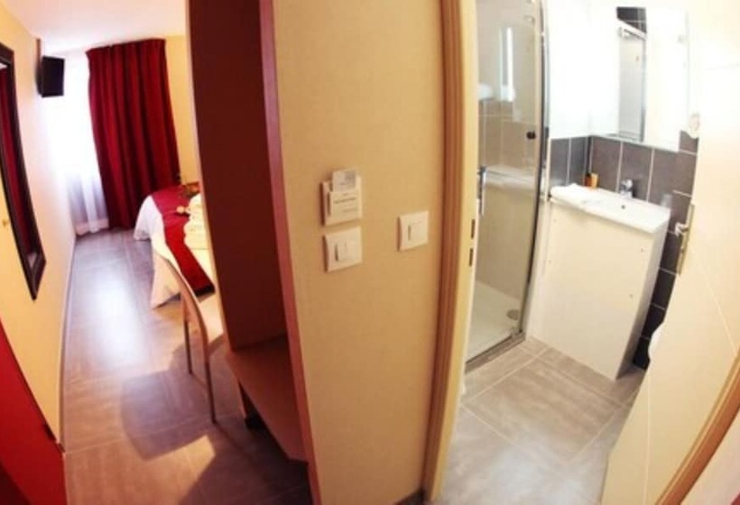 Отель Le Coudon