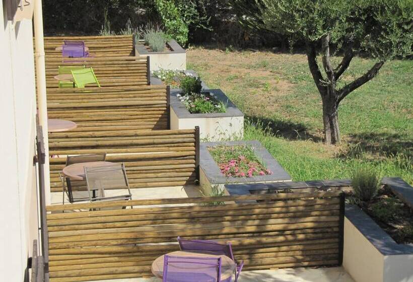 Отель Le Coudon