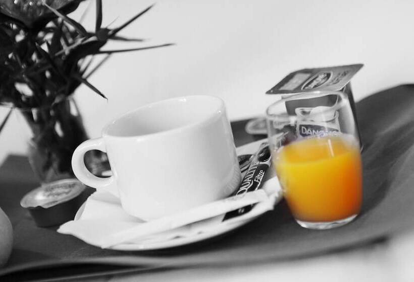 Отель Le Coudon