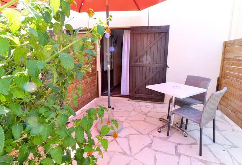 Отель Le Coudon