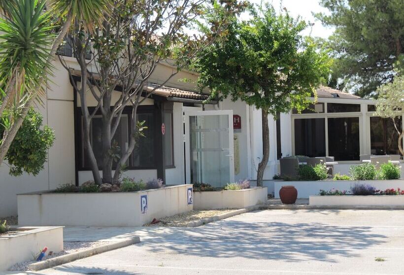 Отель Le Coudon