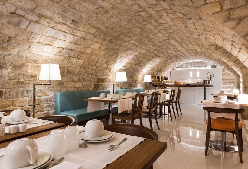 ホテル Hôtel Jardin De Cluny