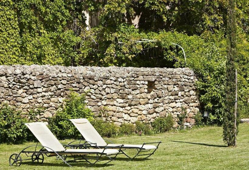 فندق Le Mas De Guilles