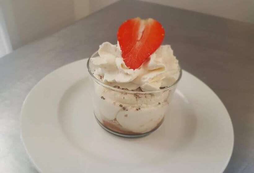 בית מלון כפרי Logis Hôtel Restaurant Les Aubuns