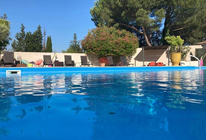 בית מלון כפרי Logis Hôtel Restaurant Les Aubuns