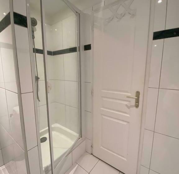 هتل Les Cascades   Hôtel De Charme