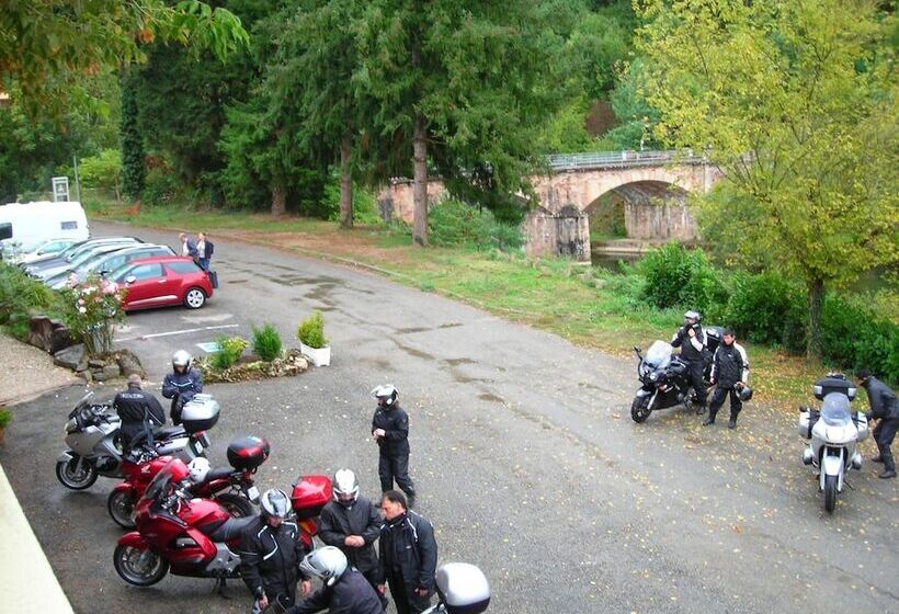 Отель Logis Hôtel Restaurant Belle Rive