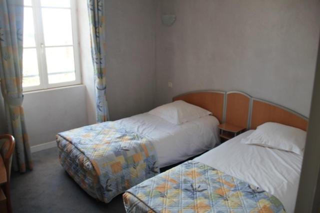 Отель Logis Hôtel De France Restaurant Le Lucullus