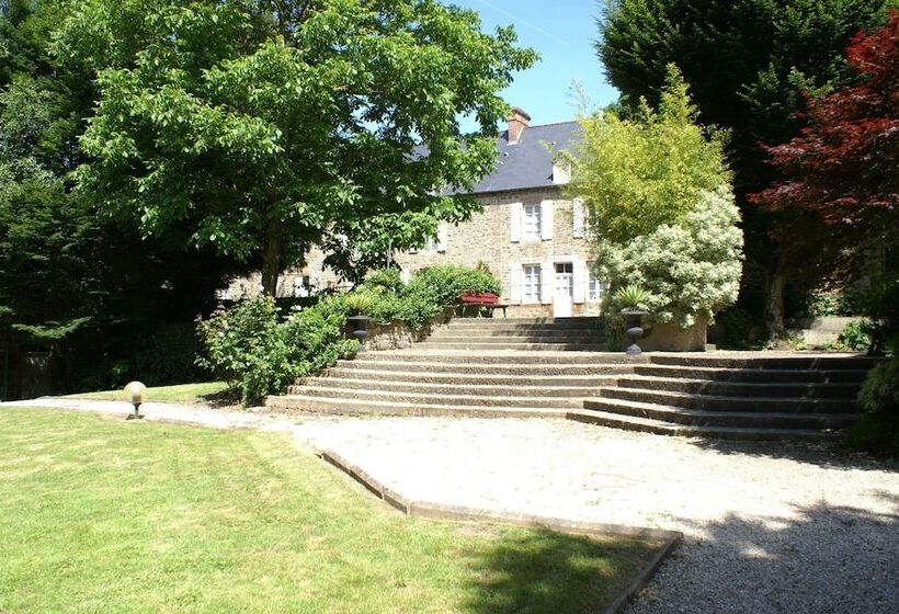 Logis Hotel Du Chateau