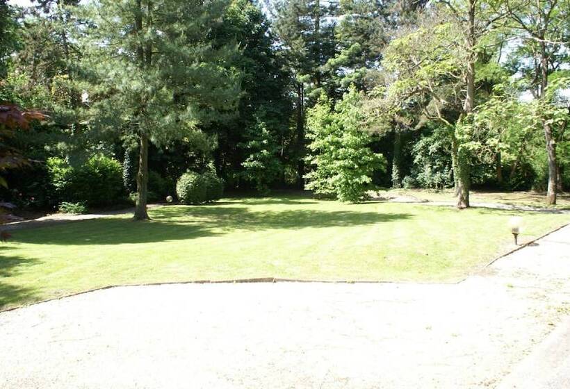 Logis Hotel Du Chateau