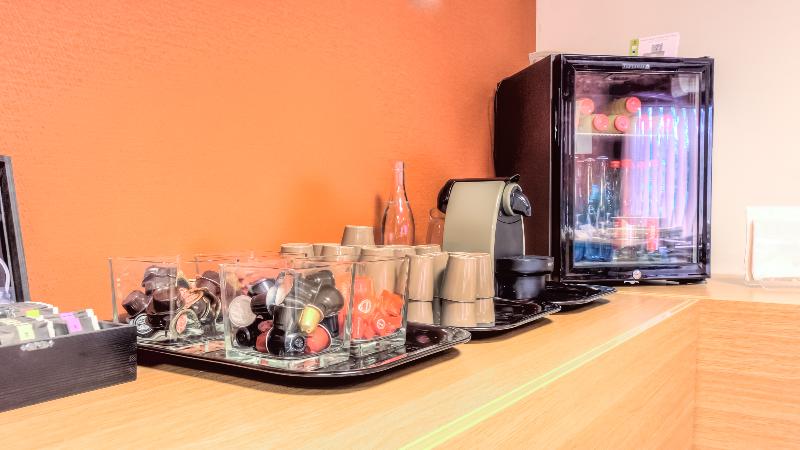 호텔 Logis Hôtel Restaurant Des Acacias Lille Tourcoing