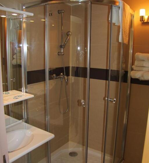 فندق Logis Lhôtel Restaurant Antony Verrières Le Buisson