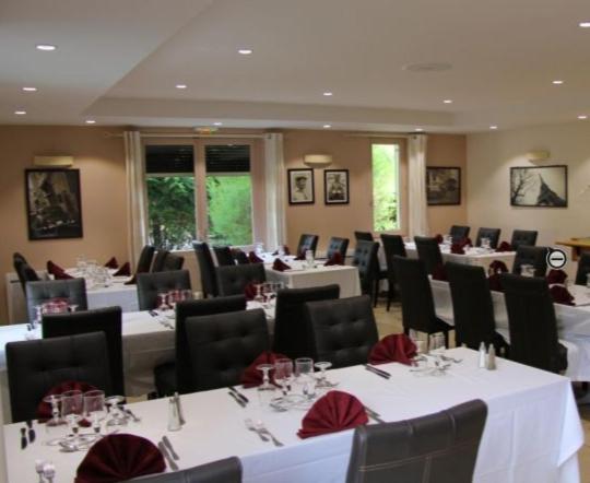 فندق Logis Lhôtel Restaurant Antony Verrières Le Buisson