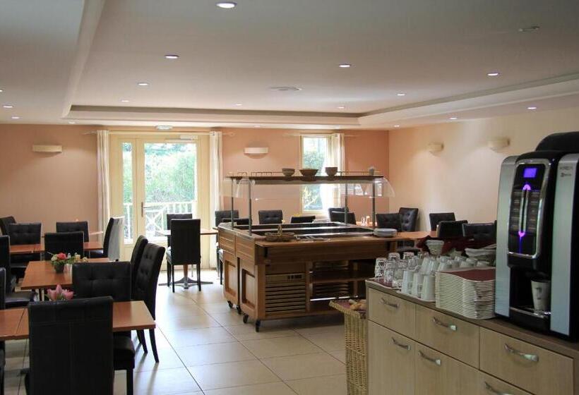 فندق Logis Lhôtel Restaurant Antony Verrières Le Buisson