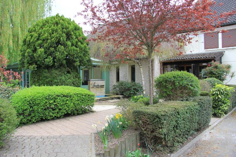 בית מלון כפרי Logis Lhôtel Restaurant Antony Verrières Le Buisson