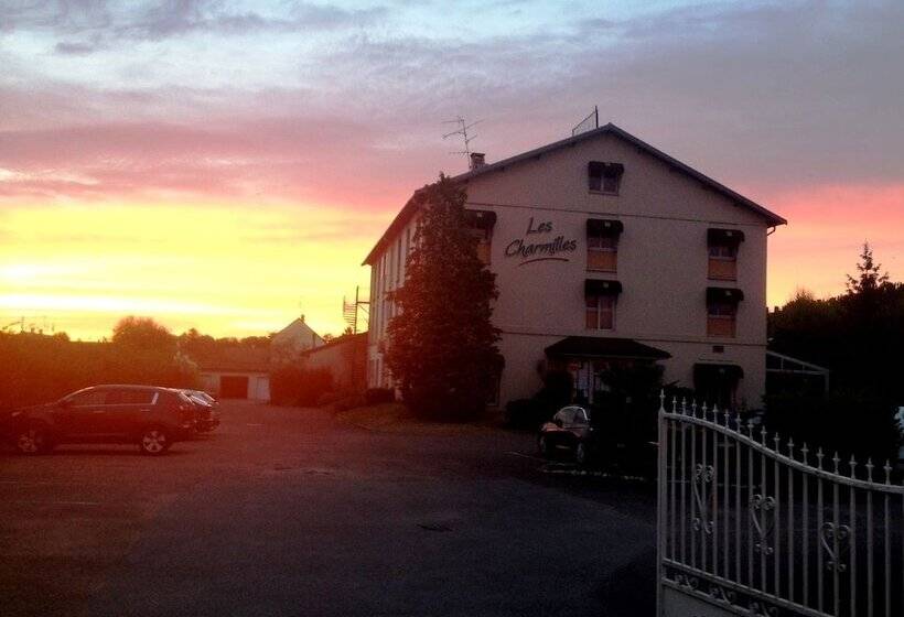 ホテル Logis Les Charmilles Chalonsursaone Sud