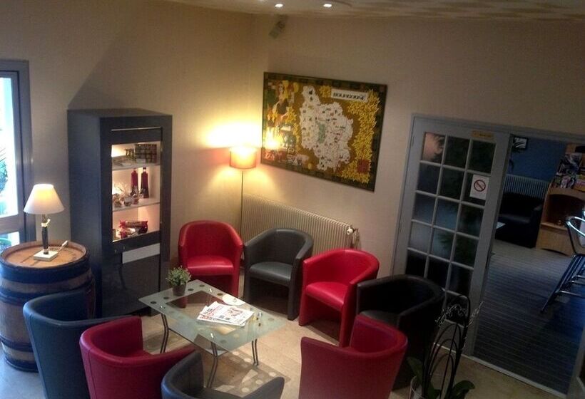 בית מלון כפרי Logis Les Charmilles Chalonsursaone Sud