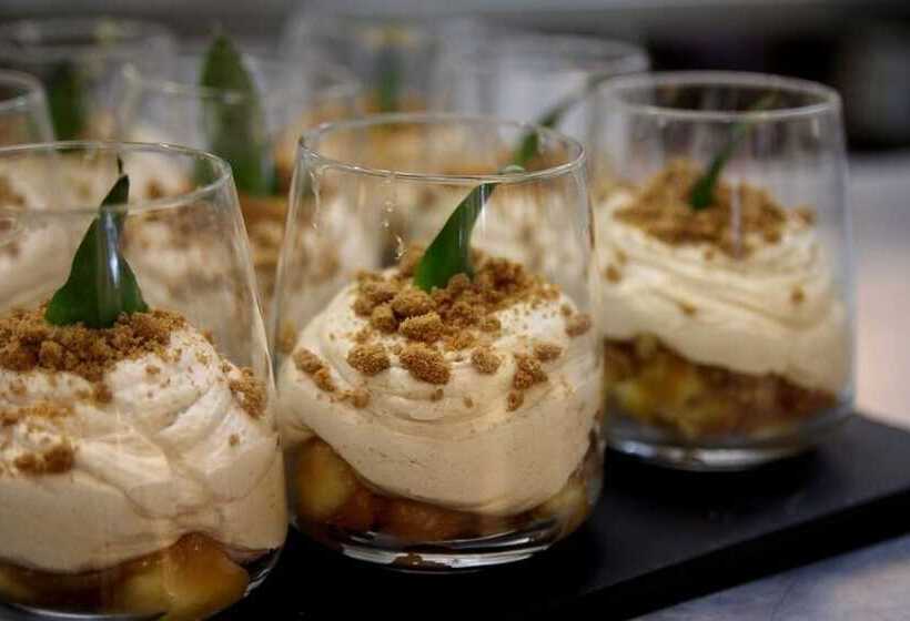 בית מלון כפרי Logis Les Charmilles Chalonsursaone Sud