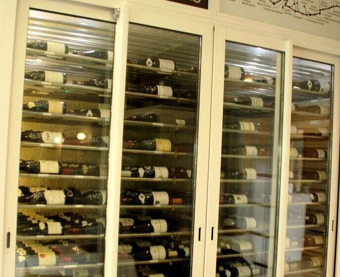 בית מלון כפרי Logis Les Charmilles Chalonsursaone Sud