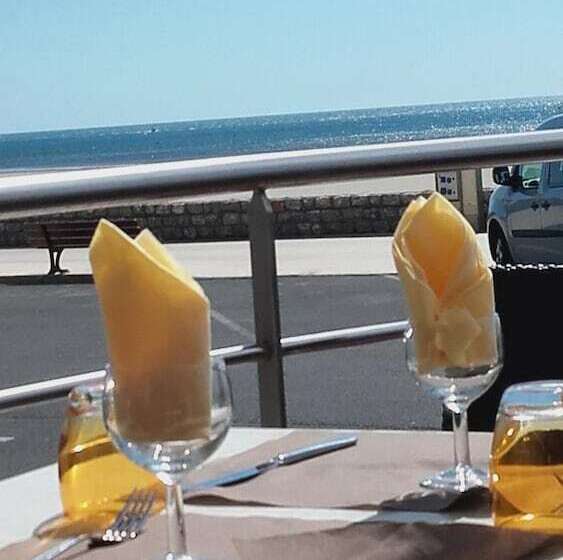 בית מלון כפרי Logis Hôtel & Restaurant Mediterranee