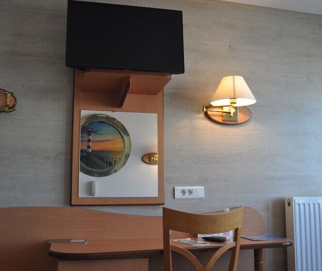 בית מלון כפרי Logis Hôtel & Restaurant Mediterranee