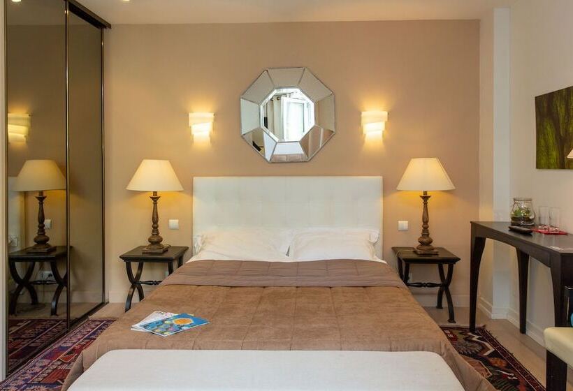 Отель Providence