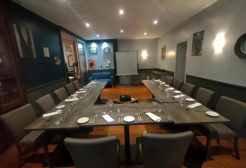 Отель Hôtel Spa & Restaurant ô Pervenches