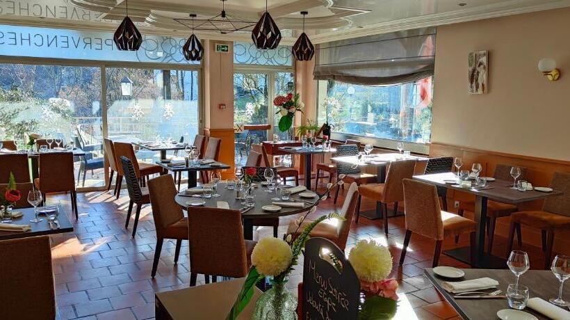 Отель Hôtel Spa & Restaurant ô Pervenches