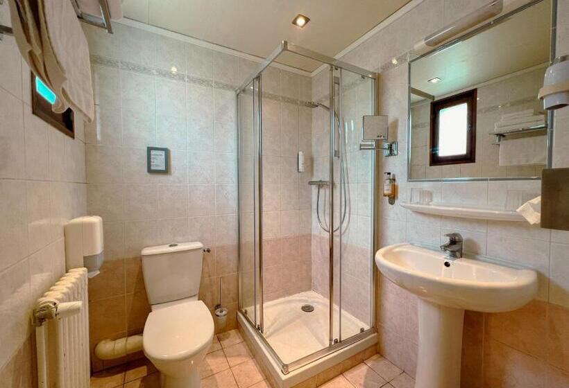 Отель Hôtel Spa & Restaurant ô Pervenches