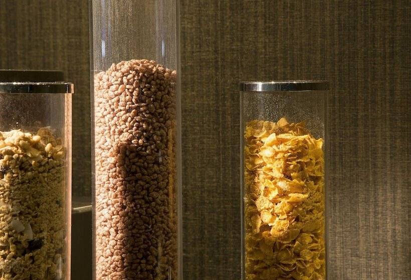 هتل Oceania Le Metropole