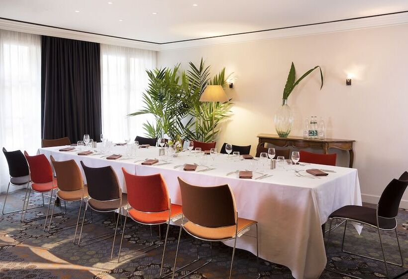 هتل Hôtel & Spa Oceania L Univers Tours