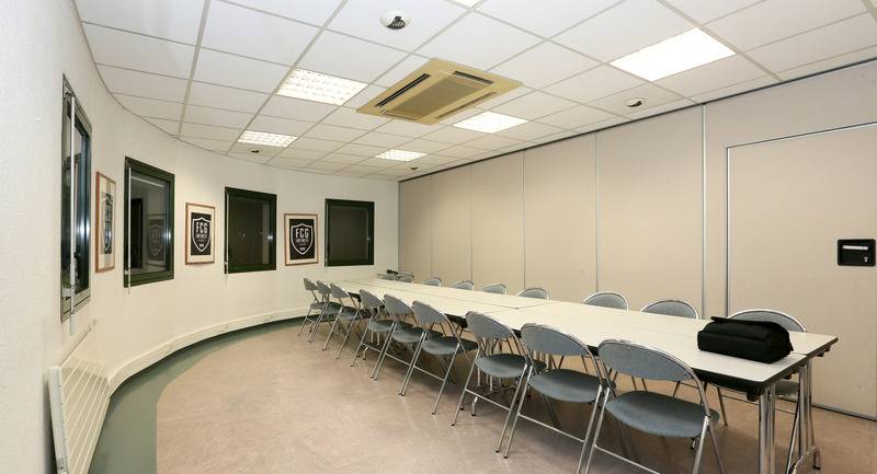 Отель Pomo Hôtel & Restaurant