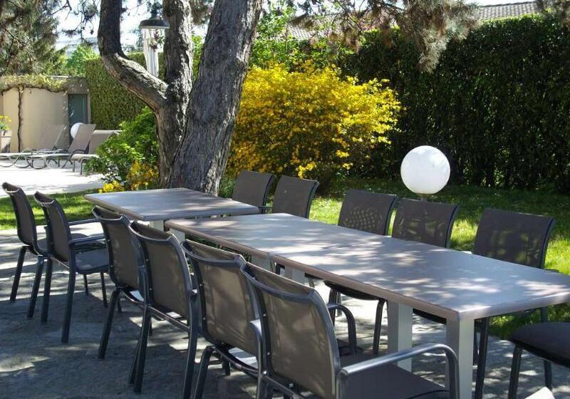 Отель Pomo Hôtel & Restaurant