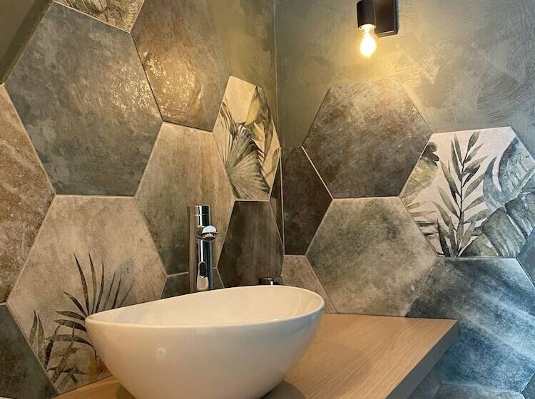 Отель Shelder Hôtel Cherbourg En Cotentin Equeurdreville